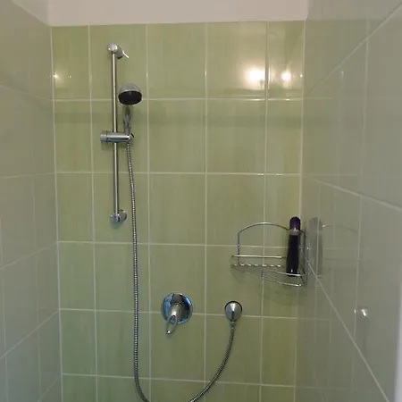 Apartment Lhota *
